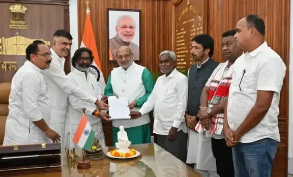 Jharkhand: Champai Resigns To Pave Way For Hemant Soren's Return