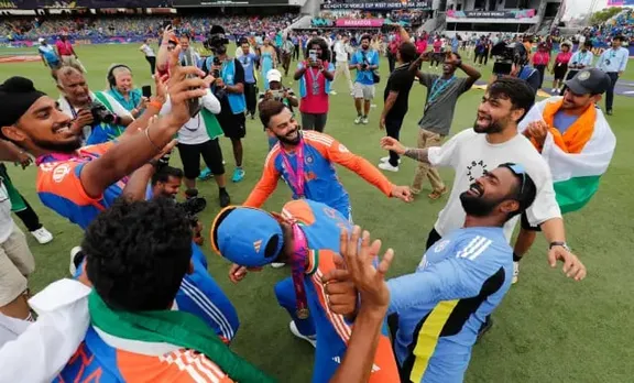 Flight Carrying Indian Cricket Team Lands In Delhi To Rousing Welcome