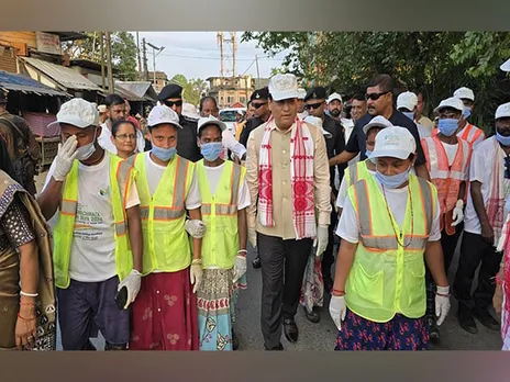 Sonowal Leads 'Swachhata Sewa' Programme, Membership Drive in Tinsukia