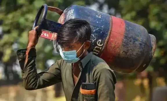 Commercial LPG Cylinder Price Hiked By Rs 62