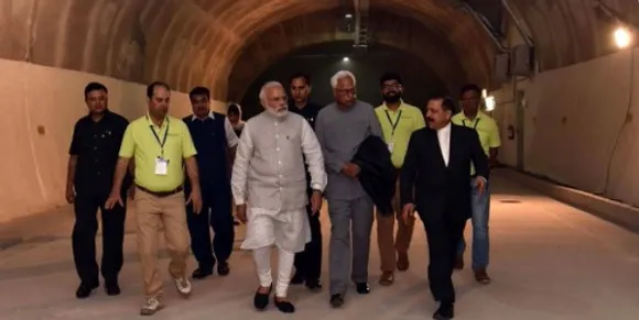 PM lays foundation stone of Zojila Tunnel on Srinagar-Leh highway