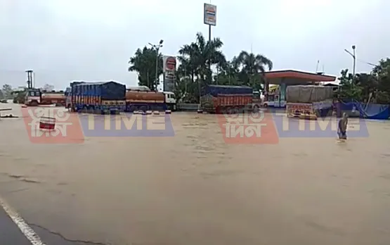 Sudden flood in Bokakhat spreads panic