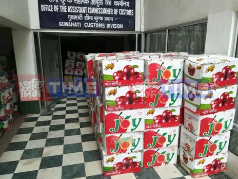 Guwahati customs seizes 6300 kgs of banned Chinese apples