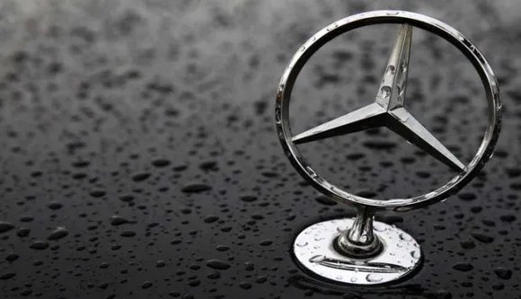 Centre plans to launch 10 Mercedes Benz buses fuelled by methanol in Assam