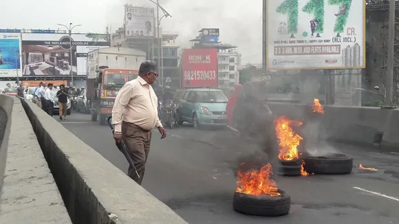 Mumbai affected as violence spreads across Maharashtra amid bandh