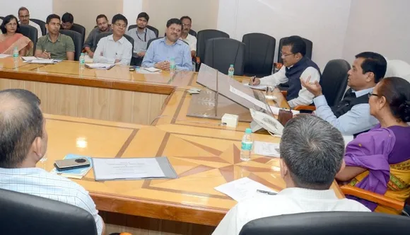 CM Sarbananda Sonowal reviews progress of PMAY and PMUY schemes in Guwahati