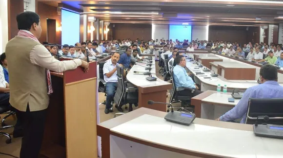 CM Sonowal takes part in interactive session with CEOs and SDEs of APDCL