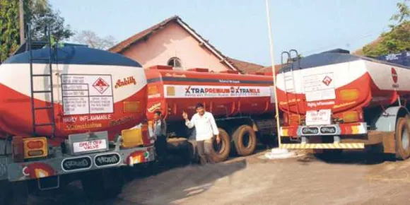 Syndicate in Upper Assam, Oil workers to go on indefinite strike from today