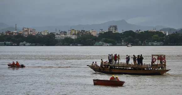 No mechanised boats until further orders