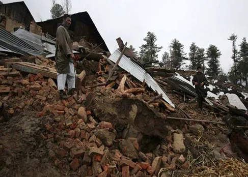 J&K flood and landslide : 7 killed