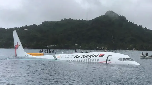 Plane crashes in Micronesian lagoon
