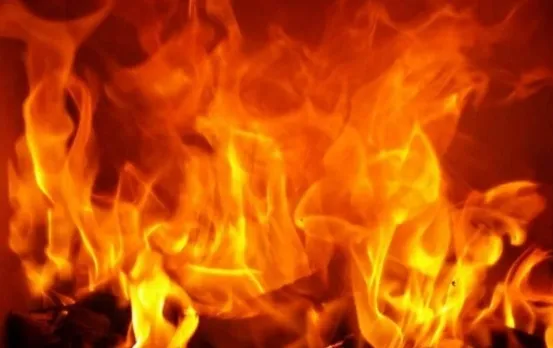 Fire breaks out in Manikpur