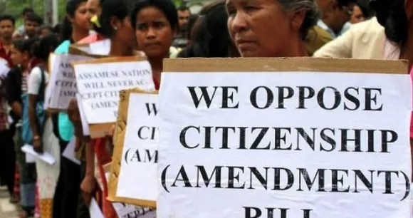 Leaflet distribution as protest against C’ship Bill Day 02