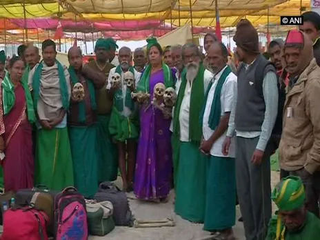 TN farmers threatens naked walk to Parliament if demands not answered