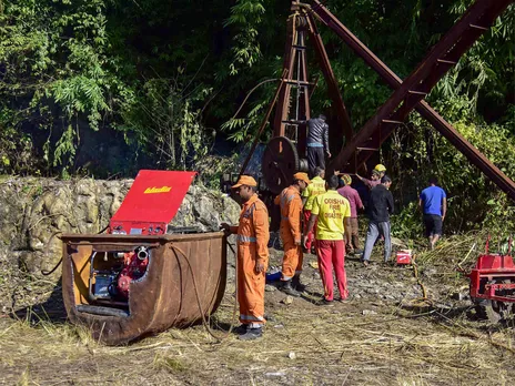 Dead or alive, miners should be taken out: SC