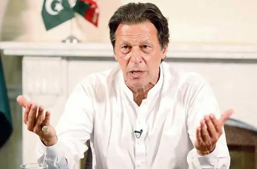 Pak could lose the war with India: Imran