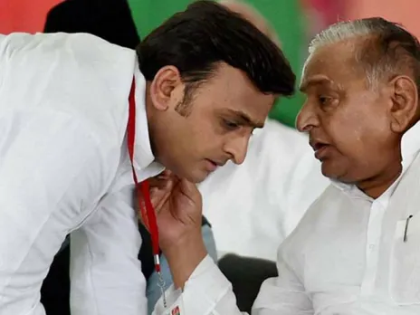 SC seeks status of probe into Mulayam, Akhilesh assets
