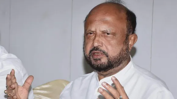Vote for the one who opposes CAB: Mahanta