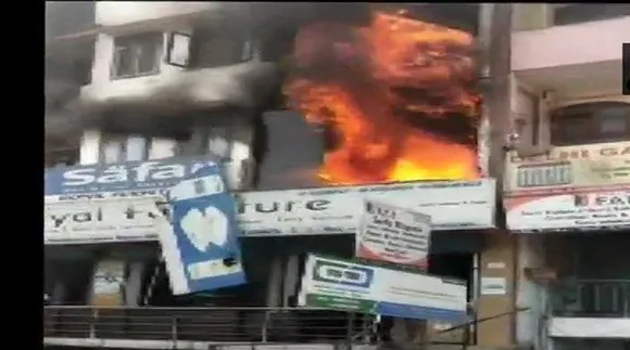 2 children killed in Delhi fire