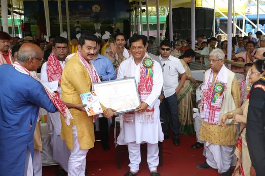 ‘Sreemoyee Asomi Award’ to Sadin-Pratidin group