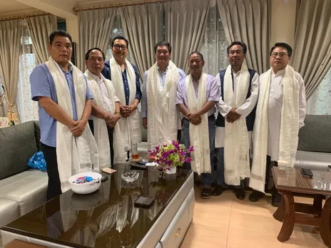 Arunachal CM submits resignation to Governor