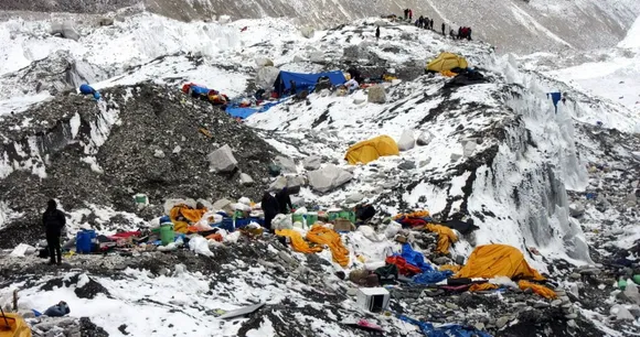 11 tonnes of garbage collected from Mt.Everest