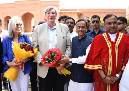 Oscar Academy to set office in Mumbai