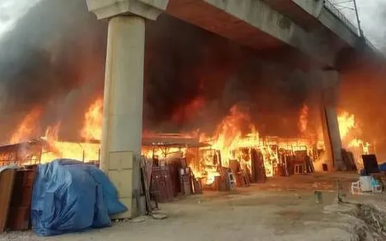 Fire In Delhi Halts Metro Services