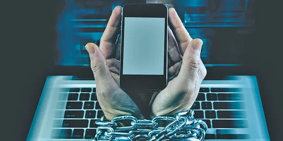 80.7% Of The Youths are Internet Addict