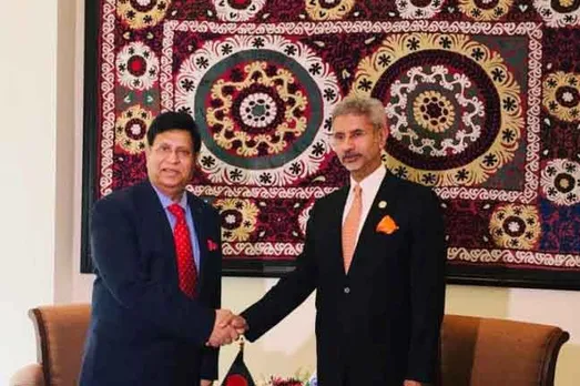 Momen Calls Jaishankar Over Teesta Deal