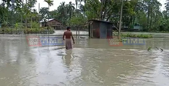 Mora-Pagladiya River creates havoc in Tihu