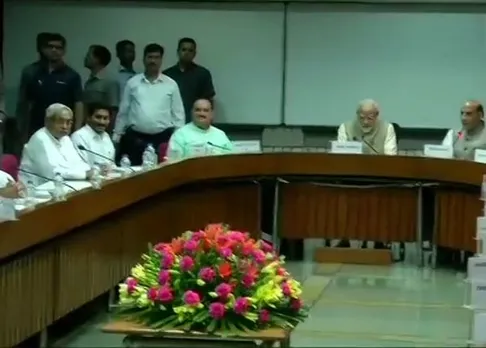 Opposition leaders skip meeting on simultaneous polls
