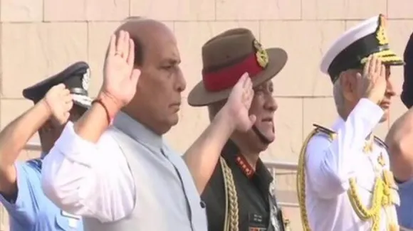 Rajnath Singh pays tribute to jawans