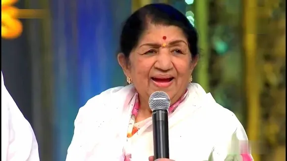 Don’t Retire @msdhoni, Tweets Lata Mangeshkar