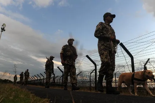 Pakistani Intruder Shot Dead