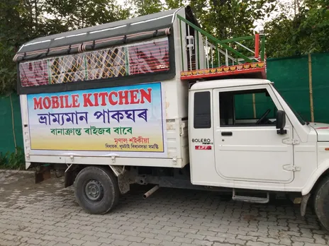 Khumtai MLA plays Good Samaritan for flood victims