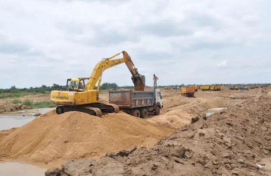 Guwahati – The Smuggling route of illegal sand