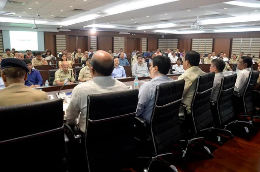 CM Asks DCs To Disburse NH Land acquisition cases