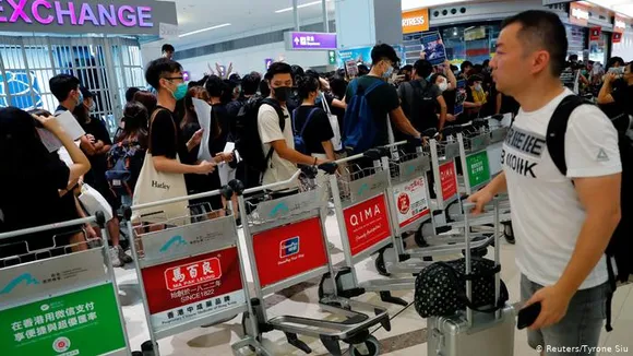 Hong Kong Airport Resumes Flights on Wednesday