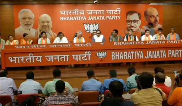 All MLAs of Sikkim Democratic Front join BJP