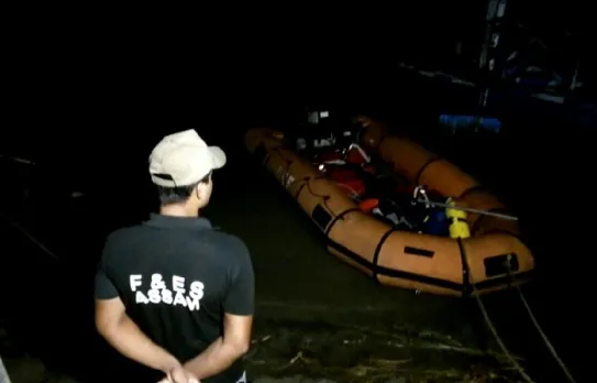 Boat capsizes in Barpeta, 5 missing