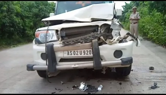 Keshab Mahanta’s convoy meets with accident