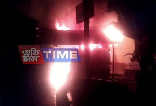 Massive fire breaks out in Kalgachia