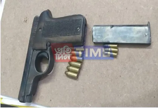 Arms with bullets seized in Lanka