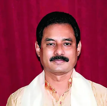 Sahitya Sabha Poll: Padum Rajkhowa withdraws nomination