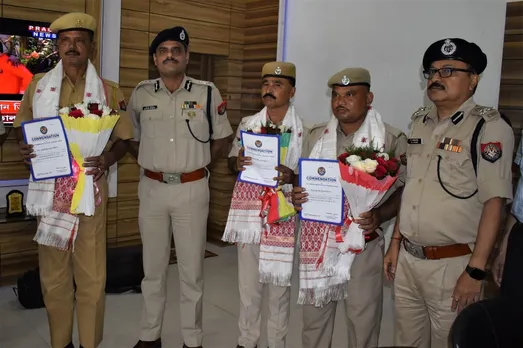 Commissioner felicitates 3 Garchuk Policemen