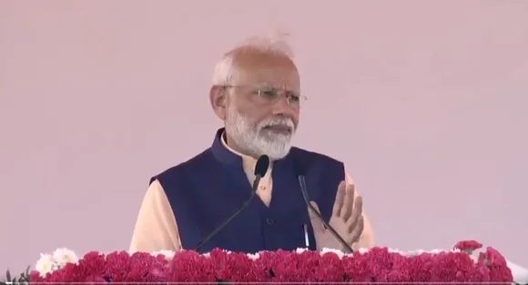 Art 370 Only Generates Terrorism in J&K: Modi