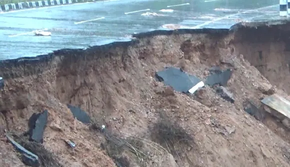 Heavy landslide at Lumding NH-27