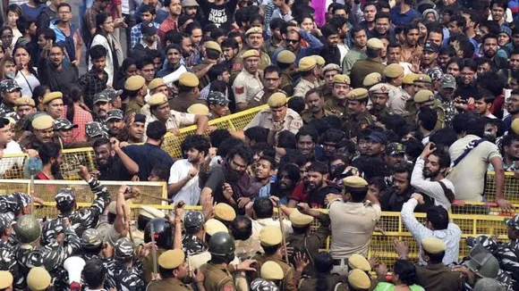 JNU Protest: Delhi Police Lodges FIR against Unidentified Persons