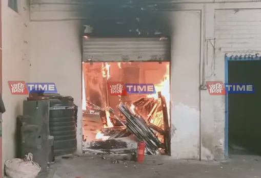 Massive fire burns down tea godown in Guwahati